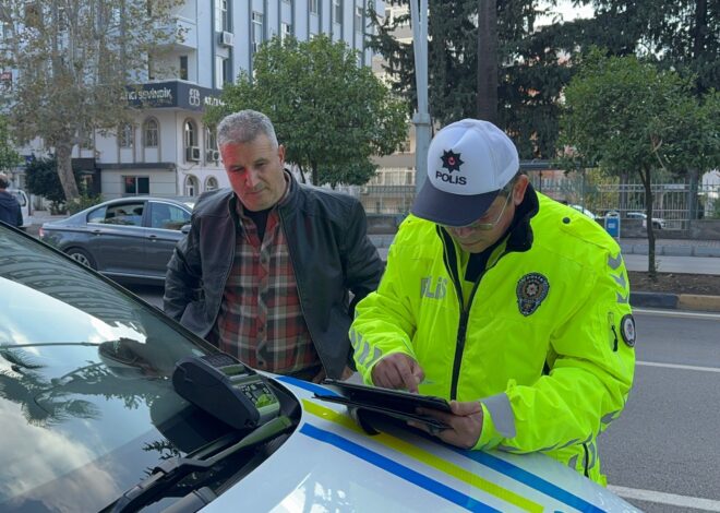 Adana’da yayalara “ilk geçiş hakkı” vermeyen sürücülere para cezası